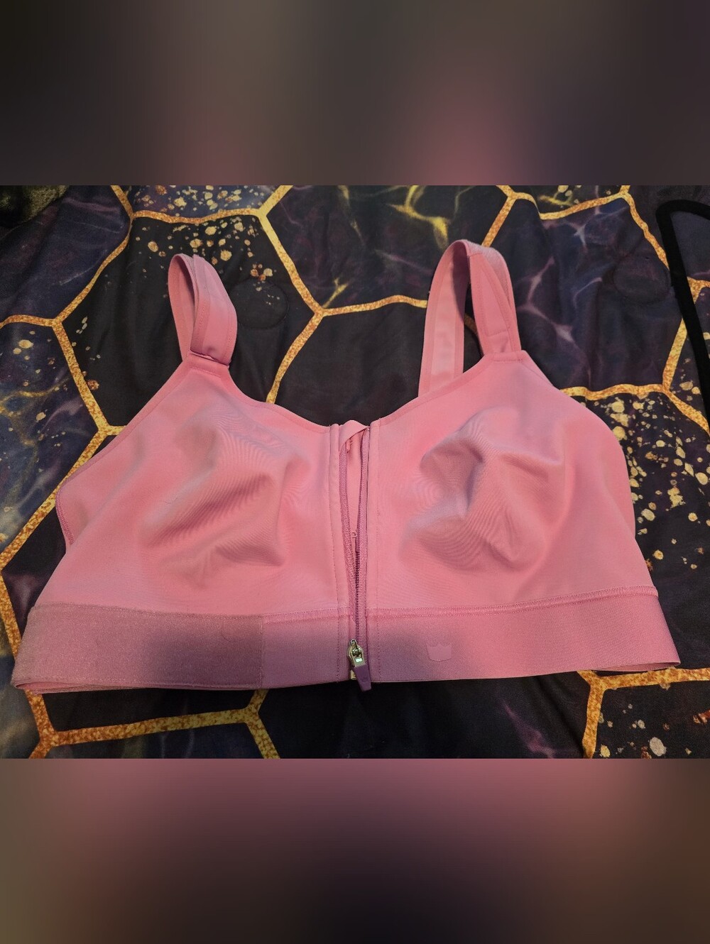 Women's Front-Zip Sports Bra - Pink